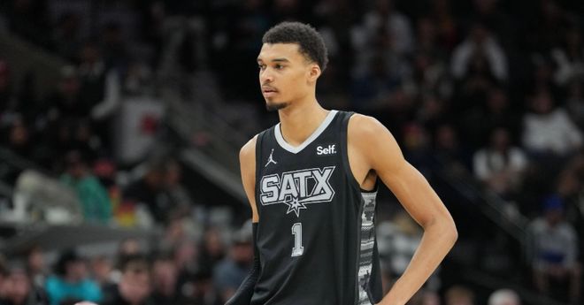 NBA評新賽季西部十大球星：強如詹姆斯僅排第九，庫里第五